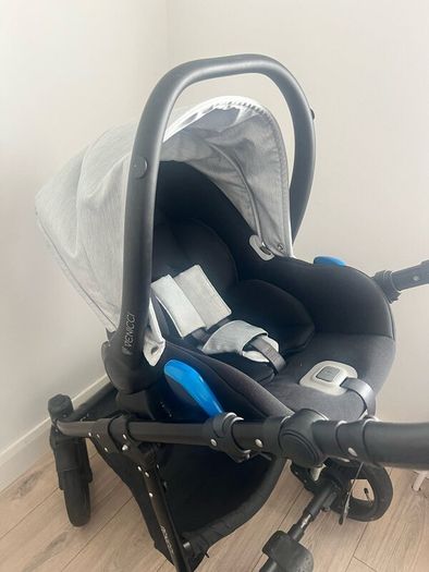 Venicci Travel System