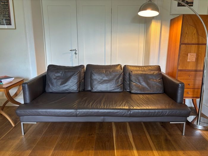 Bo Concept 3-seater leather sofa (dark brown)