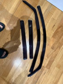 VW Tiguan  MK2 wind deflector