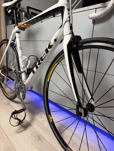TREK Domane 2.0 Road Bike