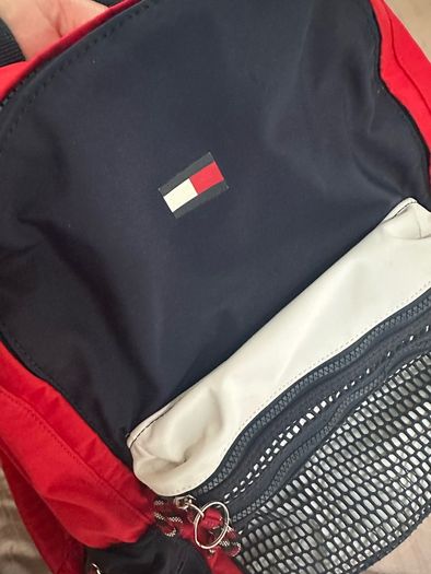 tommy backpack
