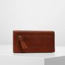 Spikes & Sparrow Wallet - cognac Image 2