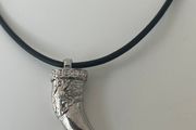 Gents Neck Piece