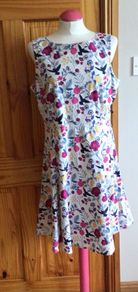 Lily and me ladies cotton floral dress size 14 includes postage