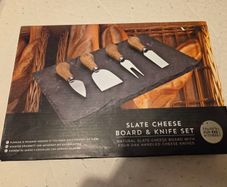 Cheese board and knife set