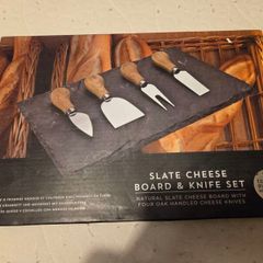 Cheese board and knife set