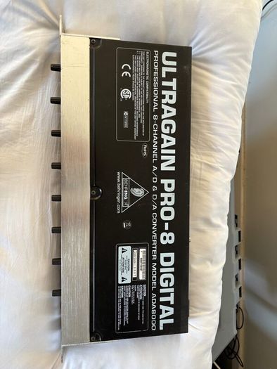 Behringer ADA8000 8-Channel Preamp/ADAT Converter