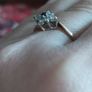 9ct gold cluster ring. Image 7