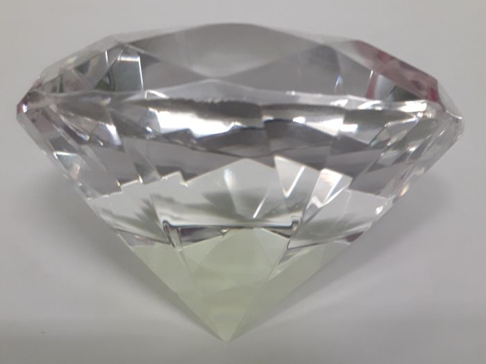 PAPERWEIGHT - Ornament - Crystal