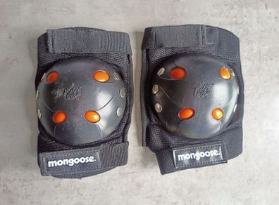 knee protectors