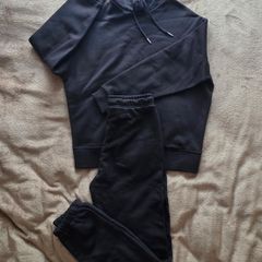 New Suit, S