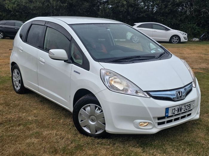2012 Honda Fit Hybrid Automatic 1 owner NCT 12/26