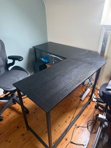 L shaped corner desk