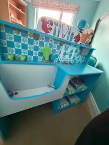 Wooden Vet Play Centre