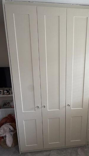 wardrobe