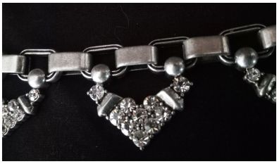 Stella and Dot Vintage Cut Crystal  50 Stone Statement Piece Necklace/Pendant/Choker with Extender