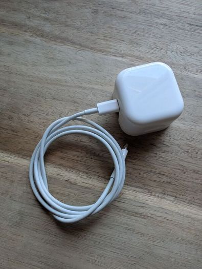 iPhone Power Adapter