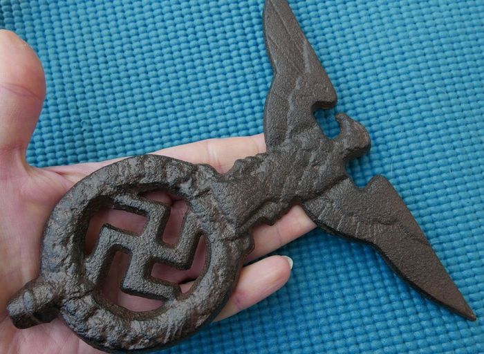 WW2 German Nazi large Cast Iron Third Reich Eagle pole top of flag (I think it's a reproduction)