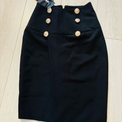 Black skirt from Nina Basco looks like Balmain