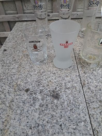 8 beer glasses from 1990's