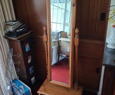 Stand alone Full length mirror (Pine) Free