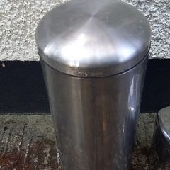 60 litre pedal bin