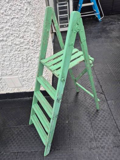 Vintage folding 4 step  painted solid wooden ladder