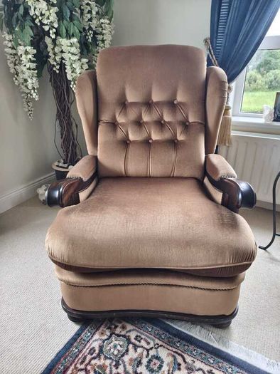 3-Piece Sofa Suite- High Quality, Excellent Condition
