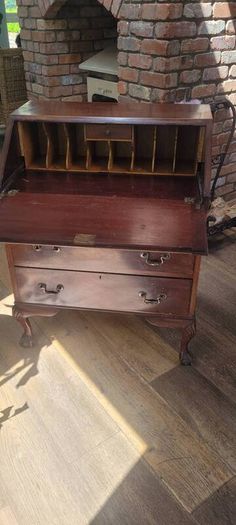 beautiful bureau