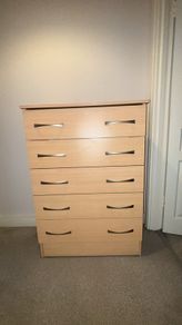 Chest of drawers