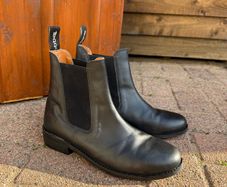 Horse riding boots