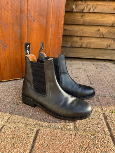 Horse riding boots