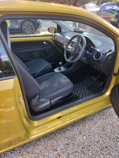 Volkswagen Up Automatic 2020