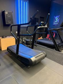 Hit Fitness Curved Treadmill