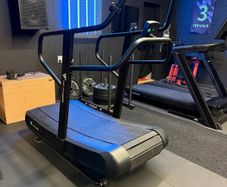 Hit Fitness Curved Treadmill
