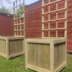 Planter with Trellis