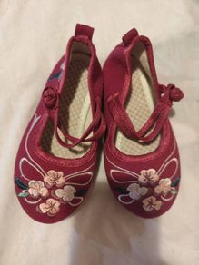 Toddler Girls Traditional Chinese Style Embroidered Shoes, Size 28
