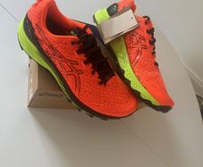 Asics Trabuco trainers