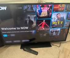 Walker Tv 42 inch with smart stick