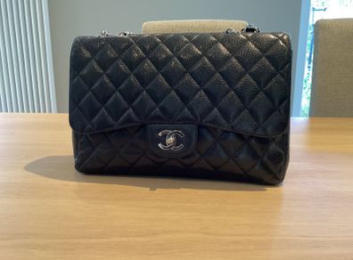 Chanel Jumbo single flap bag