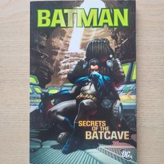 Batman: Secrets of the Batcave- Trade Paperback (2007)