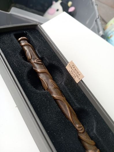 Authentic resin Hermoine Granger wand