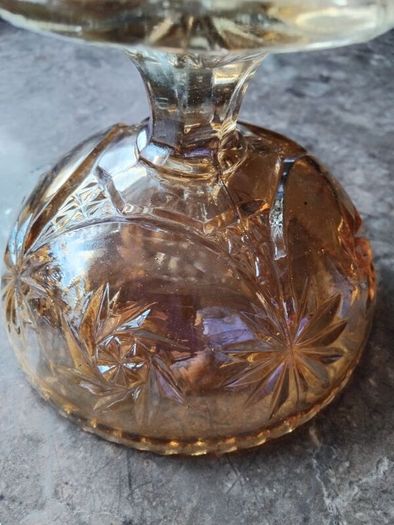 A Gorgeous Vintage 2piece Vintage Carnival Glass Set