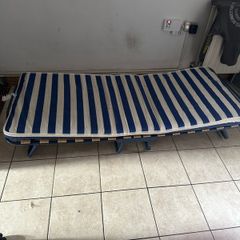 fold up spare bed