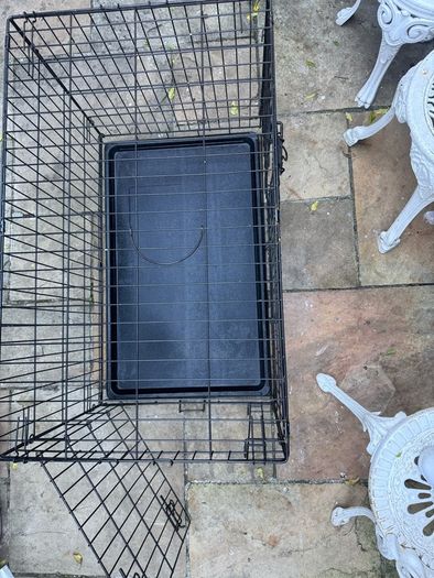 Dog cage/crate