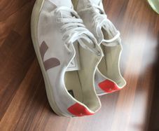 Veja womens