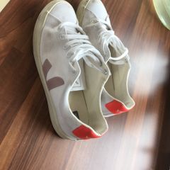 Veja womens