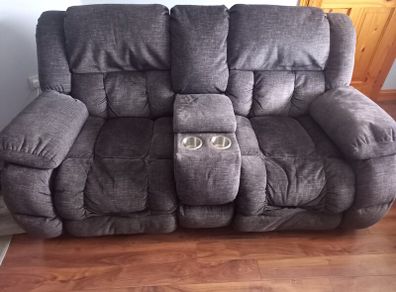 2 Seater Recliner Couch with Drinks holder and Storage compartment