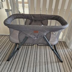 Baby crib