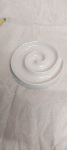 Nice quirky bowl/ plate,buyer collects or pays postage, good condition,,sold as is,